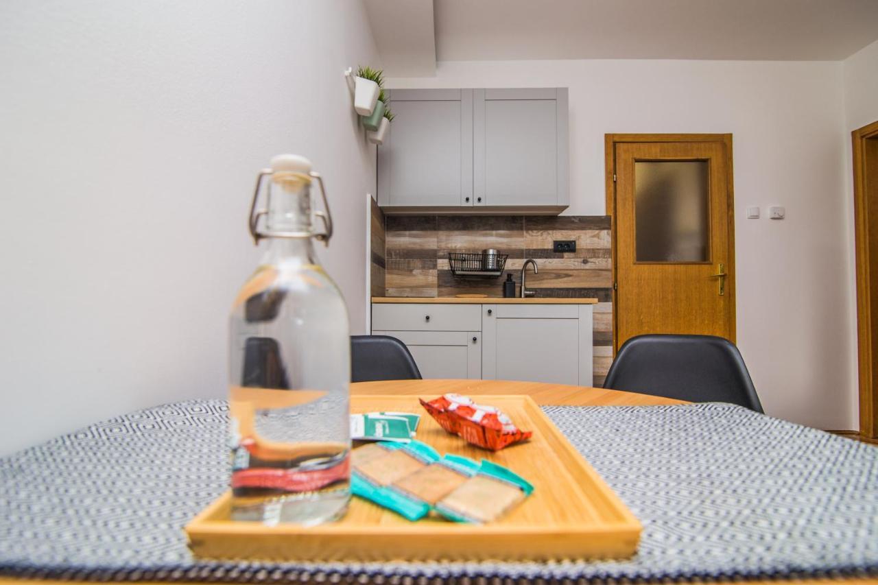Apartment Suncana Dolina ซลาตีบอร์ ภายนอก รูปภาพ